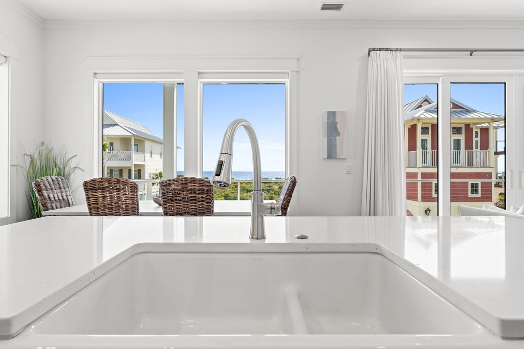 113 Cabana Ln, 32456