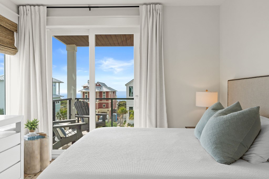 198 Monarch Beach Dr, Port St. Joe 32456