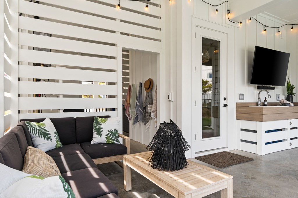 198 Monarch Beach Dr, Port St. Joe 32456