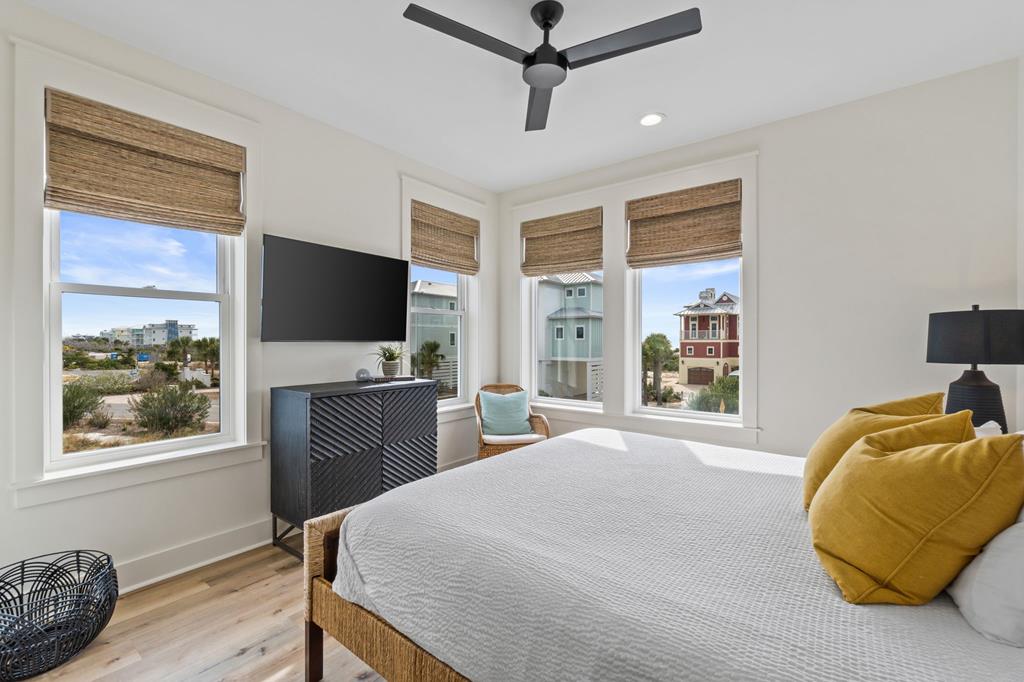 198 Monarch Beach Dr, Port St. Joe 32456