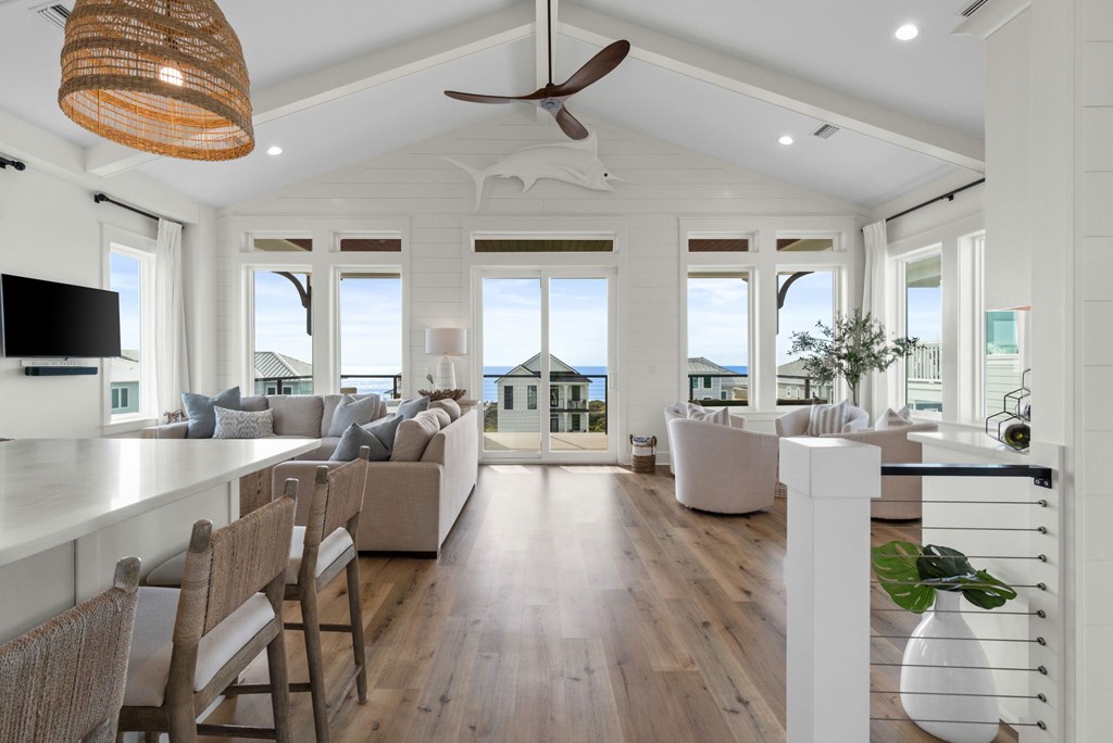 198 Monarch Beach Dr, Port St. Joe 32456