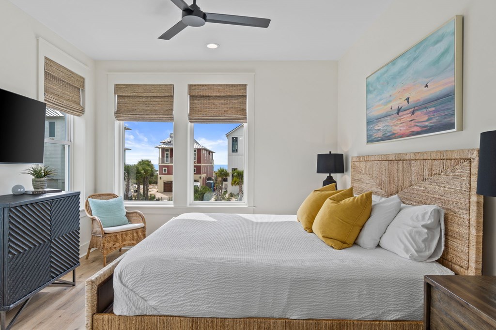 198 Monarch Beach Dr, Port St. Joe 32456