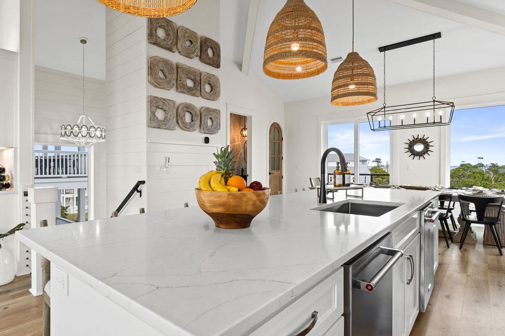 198 Monarch Beach Dr, Port St. Joe 32456