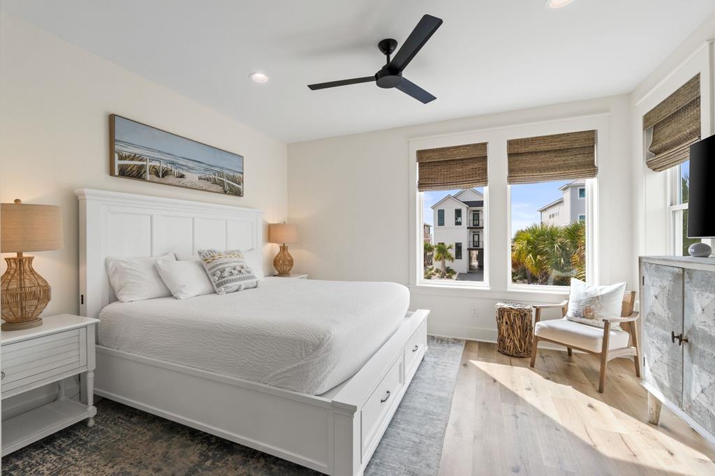 198 Monarch Beach Dr, Port St. Joe 32456