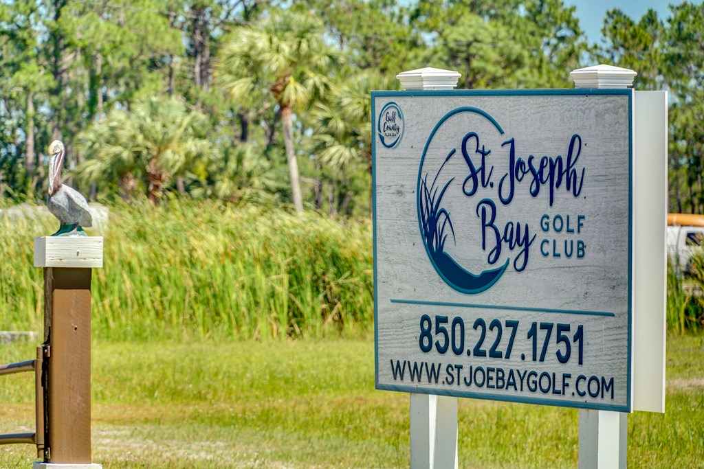 729 Plantation Dr, Port St. Joe 32456