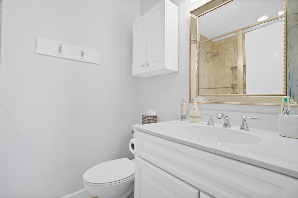 287 Myrtle Dr, 32456