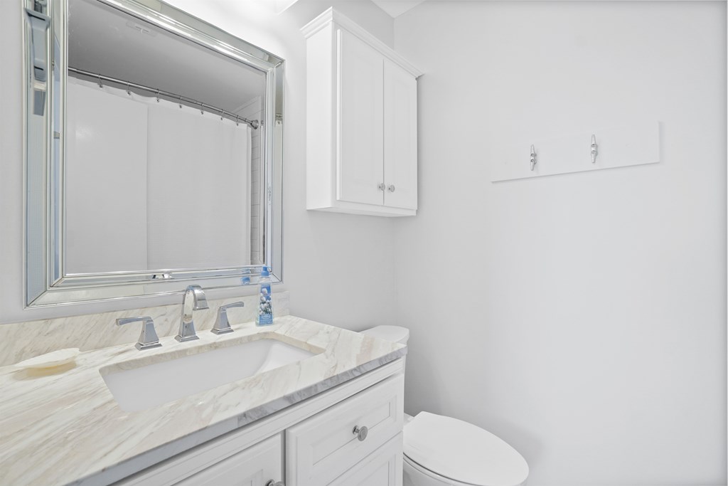 287 Myrtle Dr, 32456