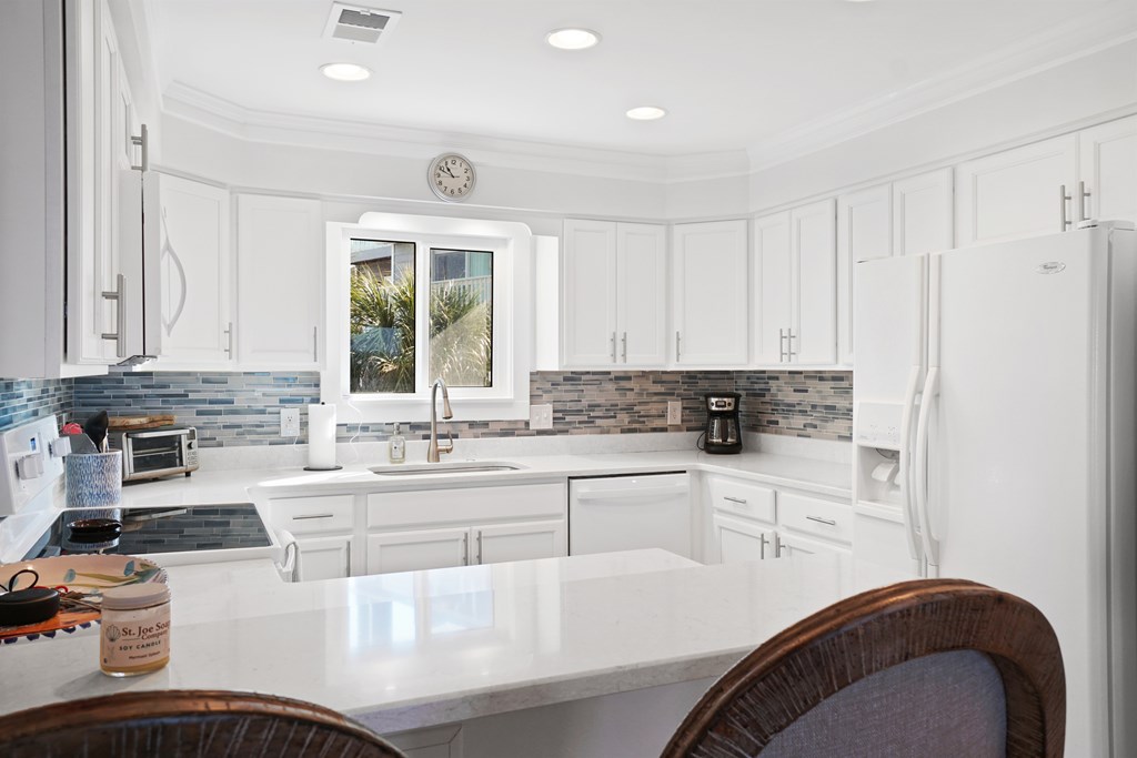 287 Myrtle Dr, 32456