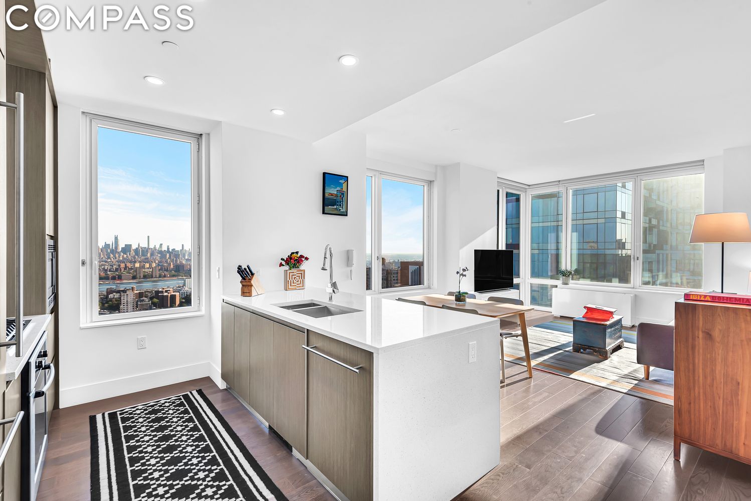 388 Bridge Street 35G