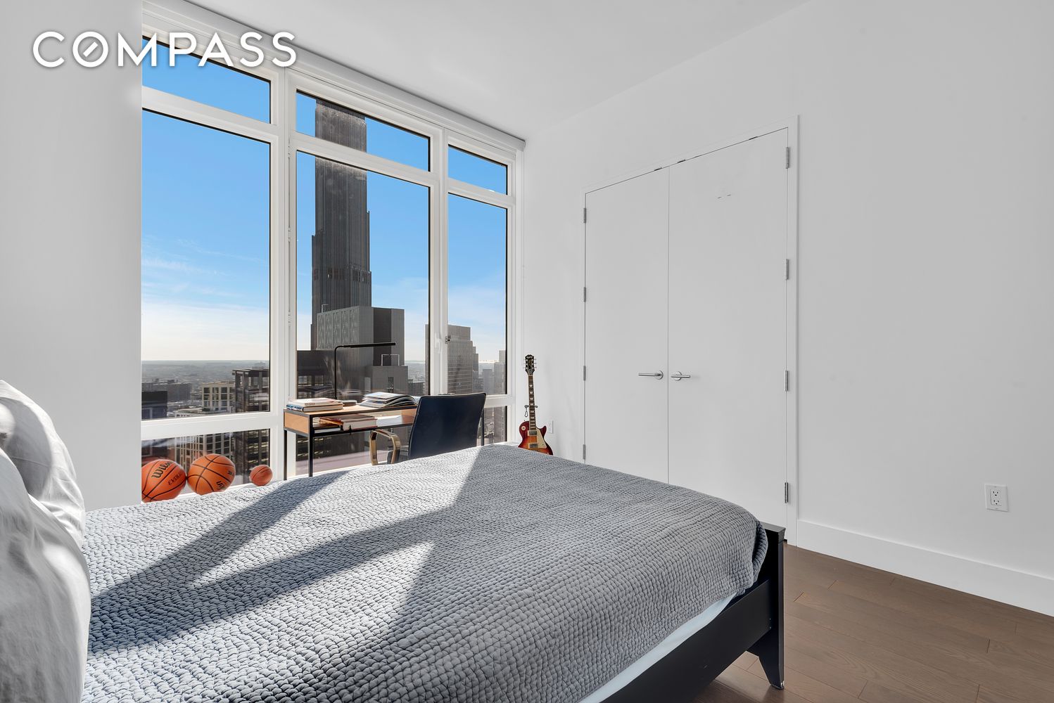 388 Bridge Street PH50D