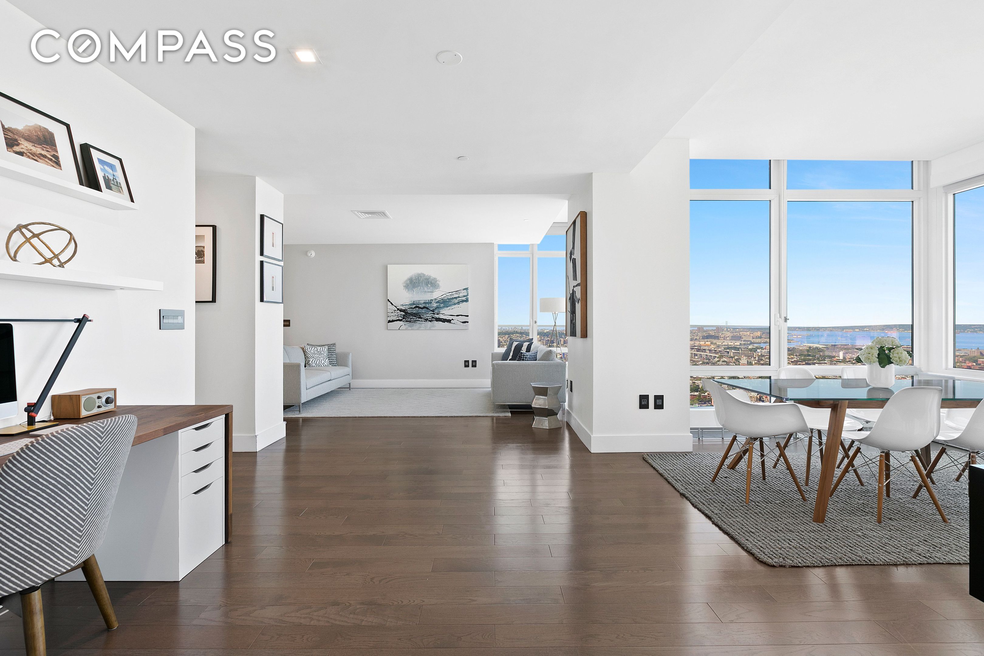 388 Bridge Street PH45AB