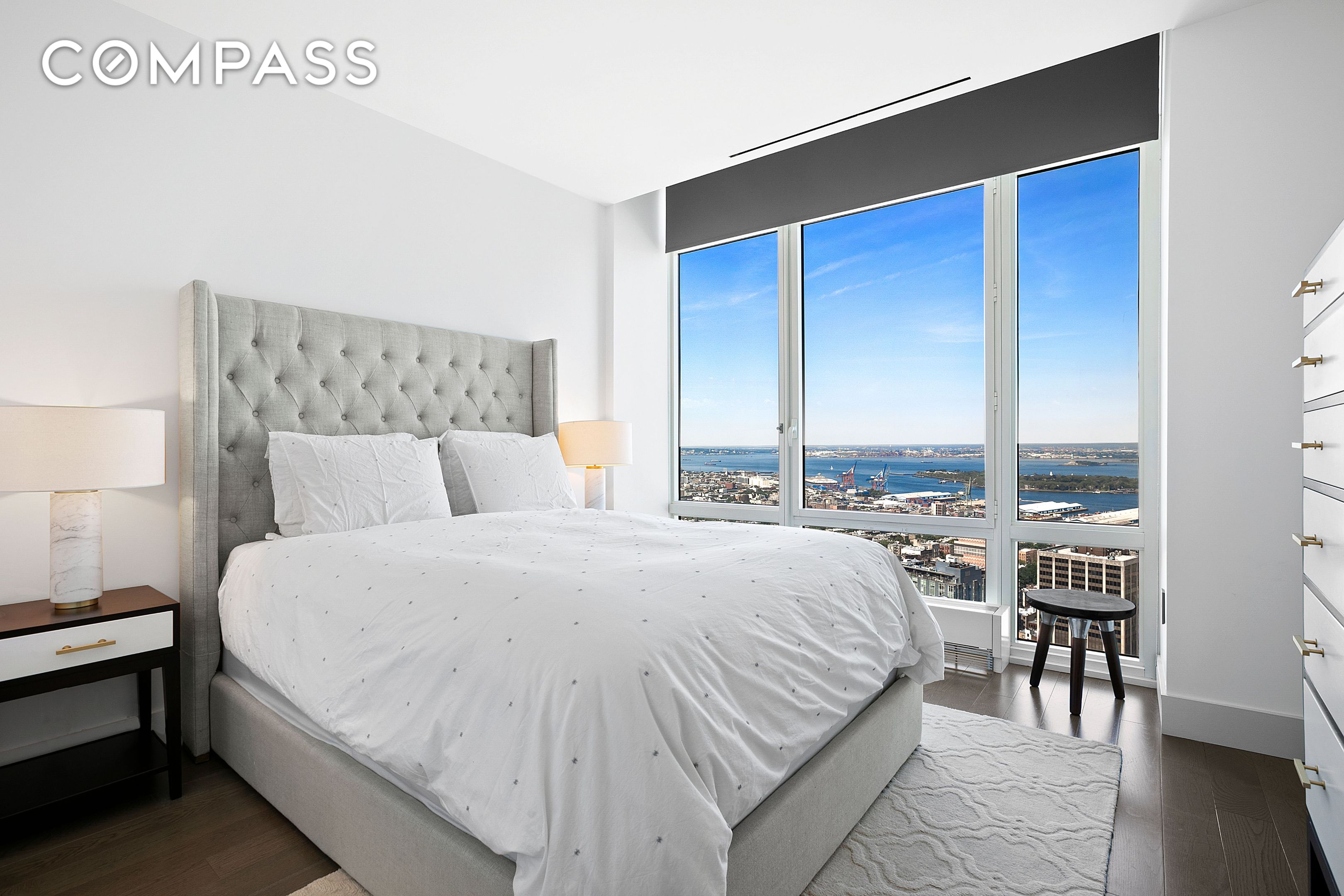 388 Bridge Street PH45AB