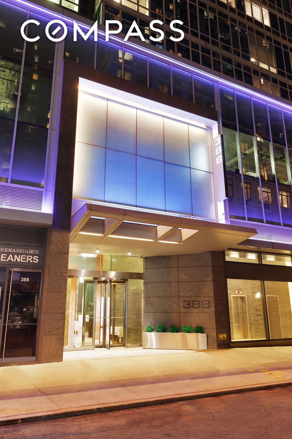 388 Bridge Street 39G