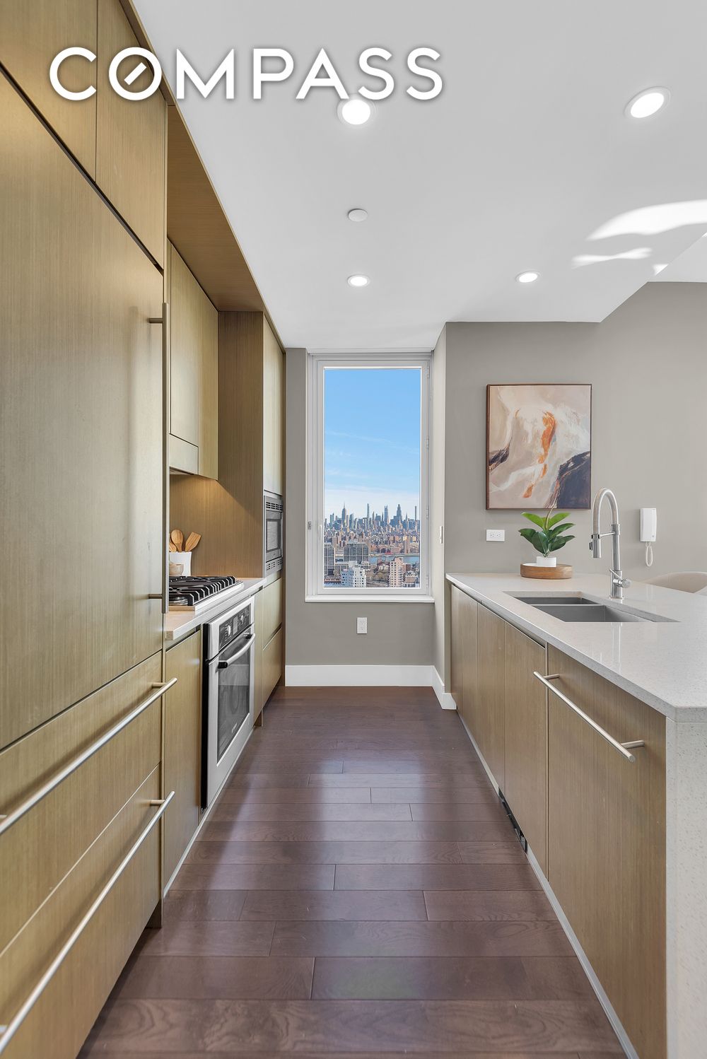 388 Bridge Street 39G