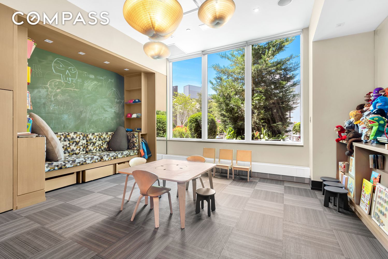 388 Bridge Street 39G