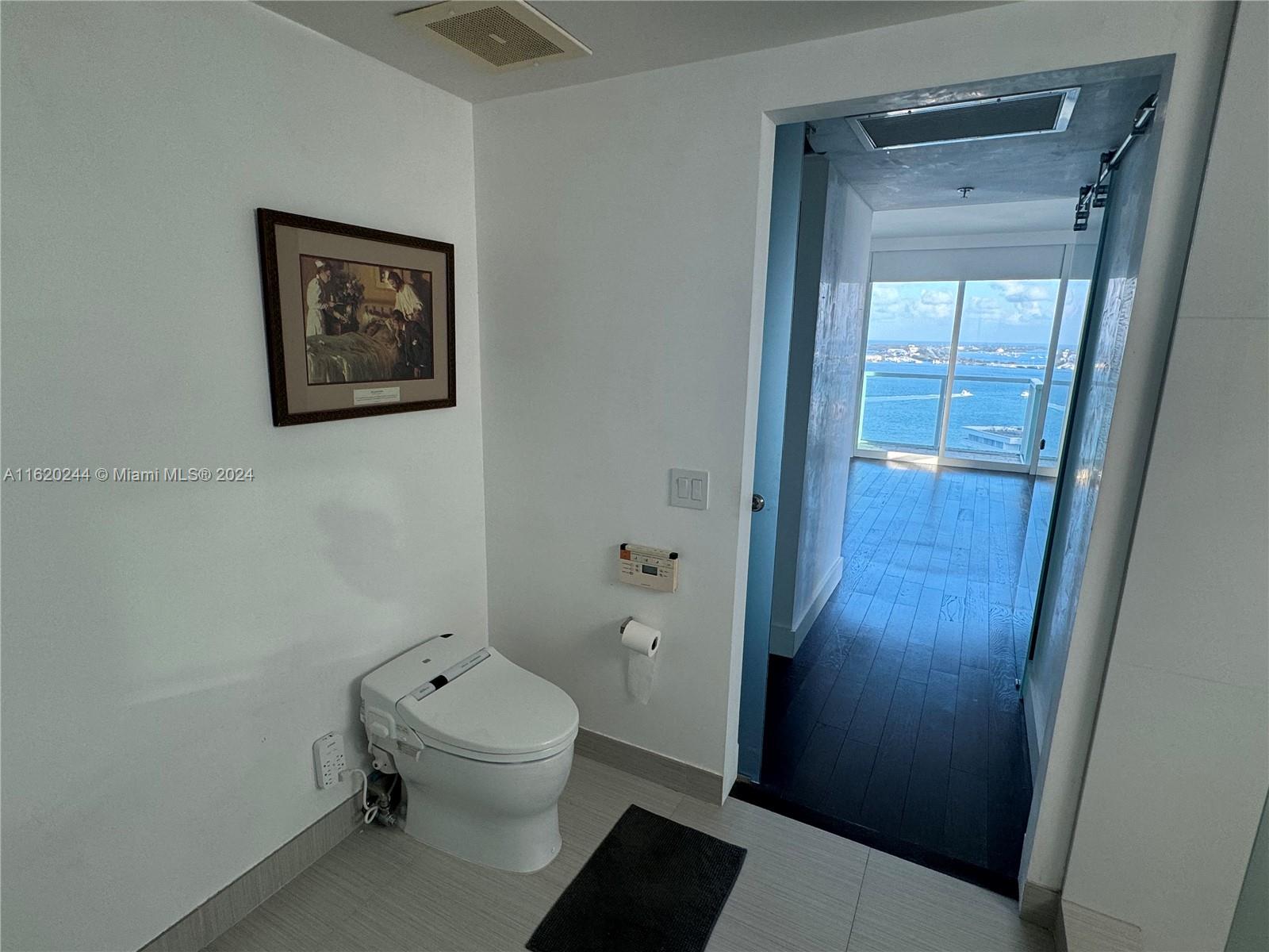 218 SE 14th St # 2207