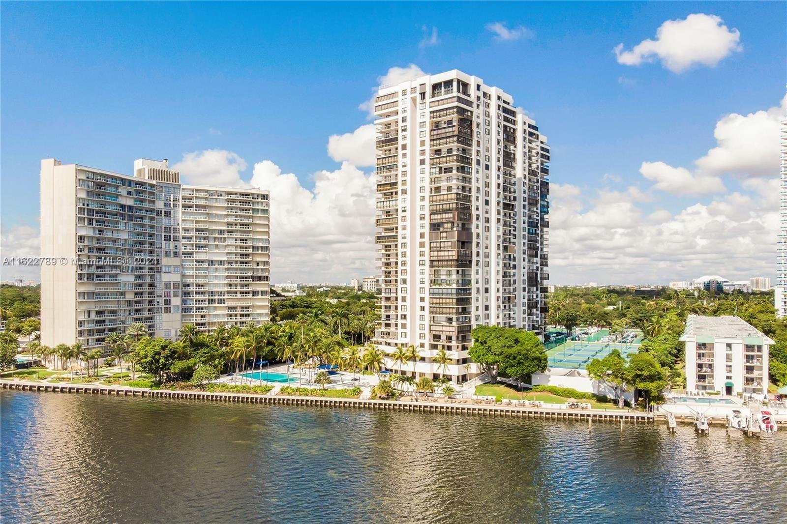 2333 Brickell Ave # 501