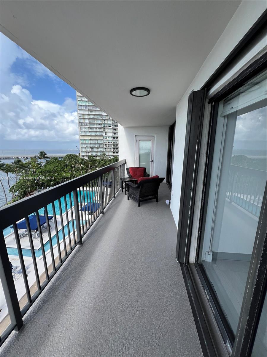 2333 Brickell Ave # 501
