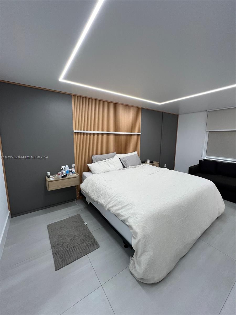 2333 Brickell Ave # 501