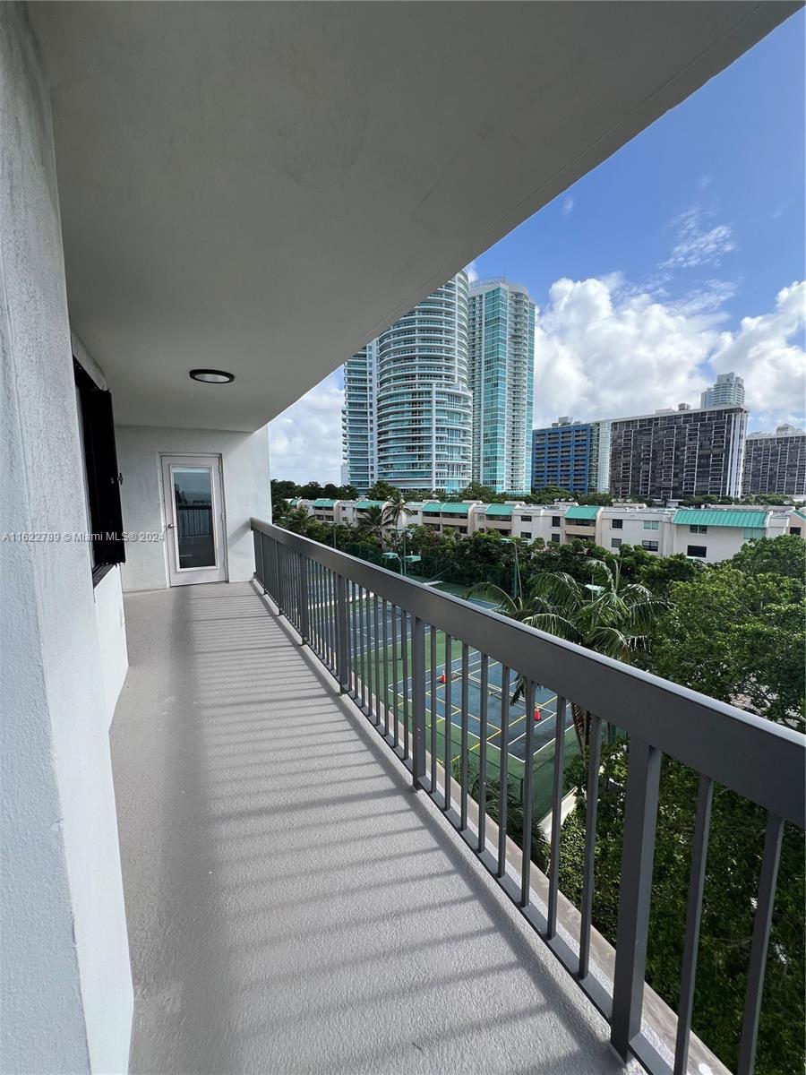 2333 Brickell Ave # 501