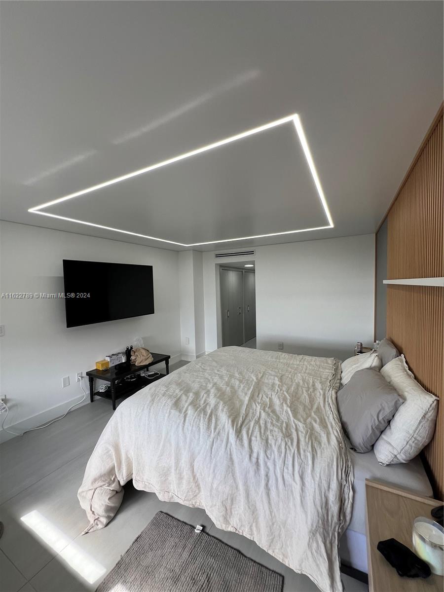 2333 Brickell Ave # 501