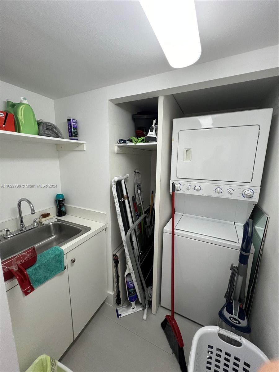 2333 Brickell Ave # 501