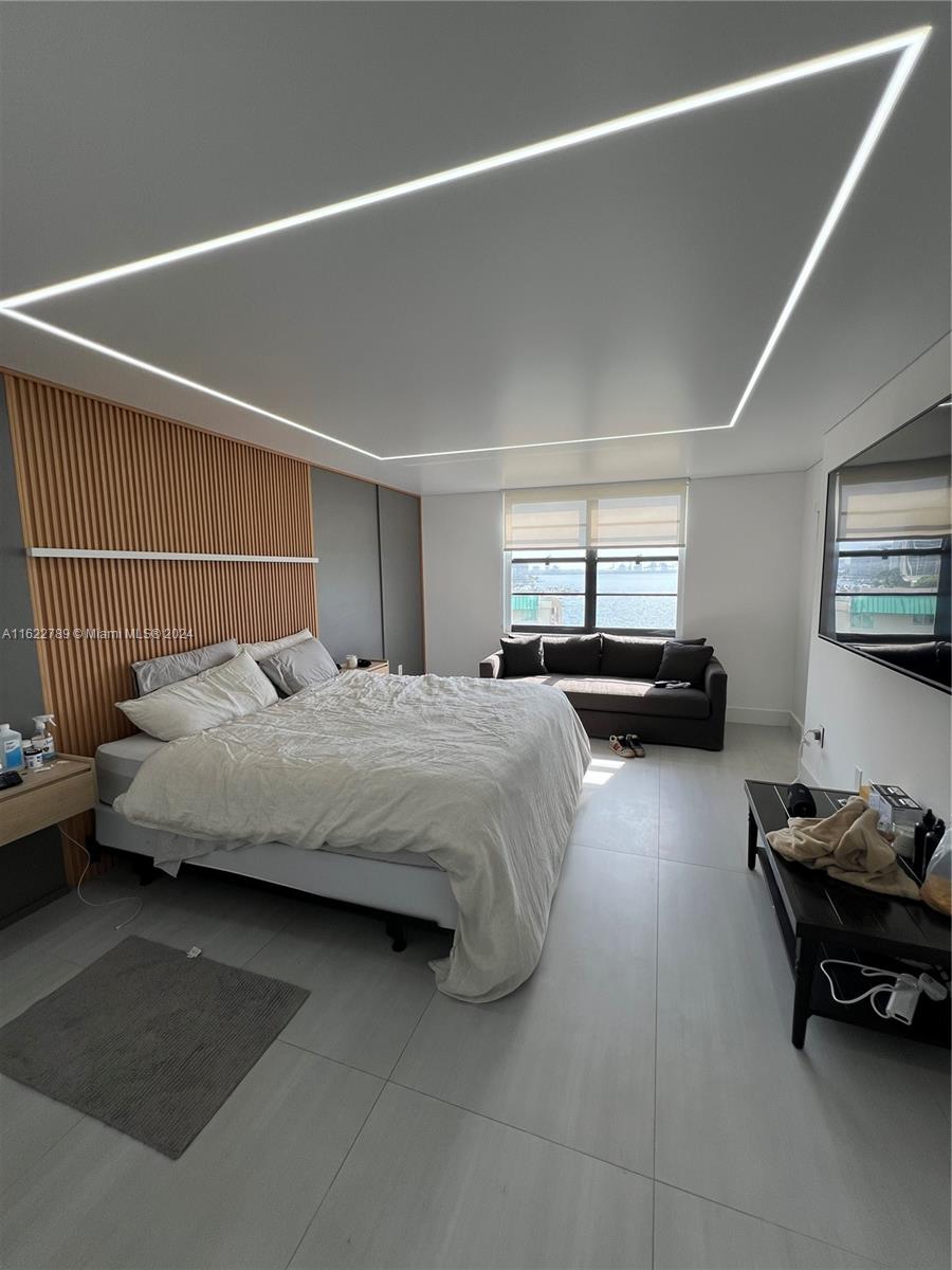 2333 Brickell Ave # 501