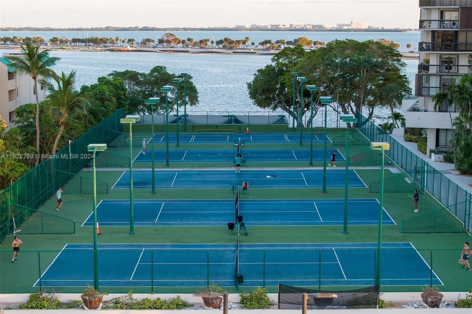 2333 Brickell Ave # 501