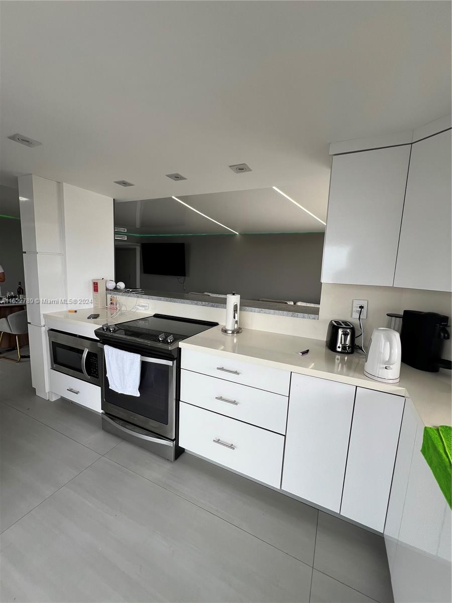 2333 Brickell Ave # 501