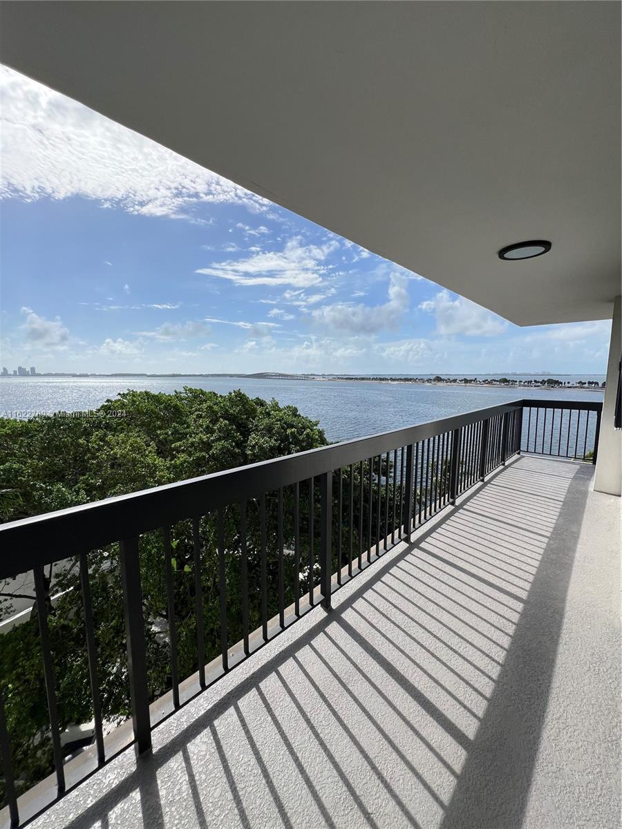 2333 Brickell Ave # 501