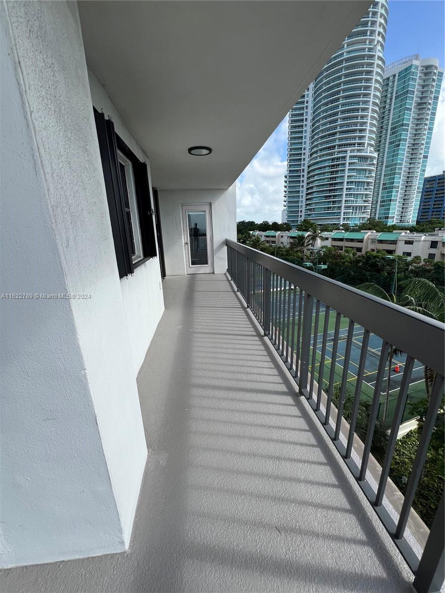 2333 Brickell Ave # 501