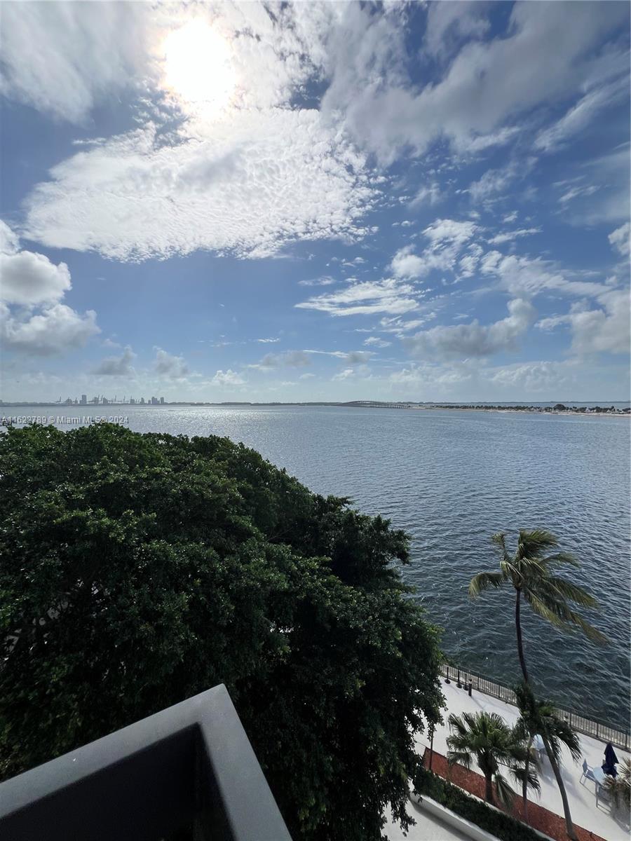 2333 Brickell Ave # 501
