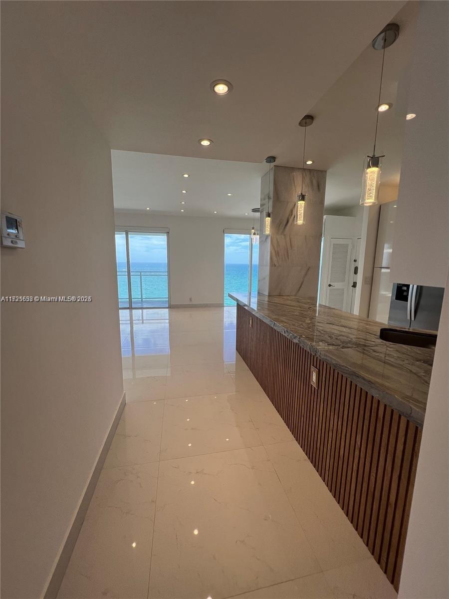 2030 S Ocean Dr # 2221