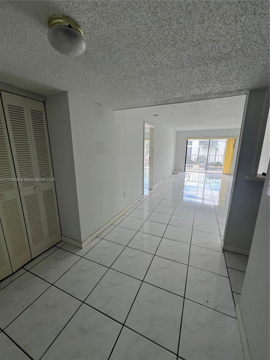 9124 Collins Ave # 304