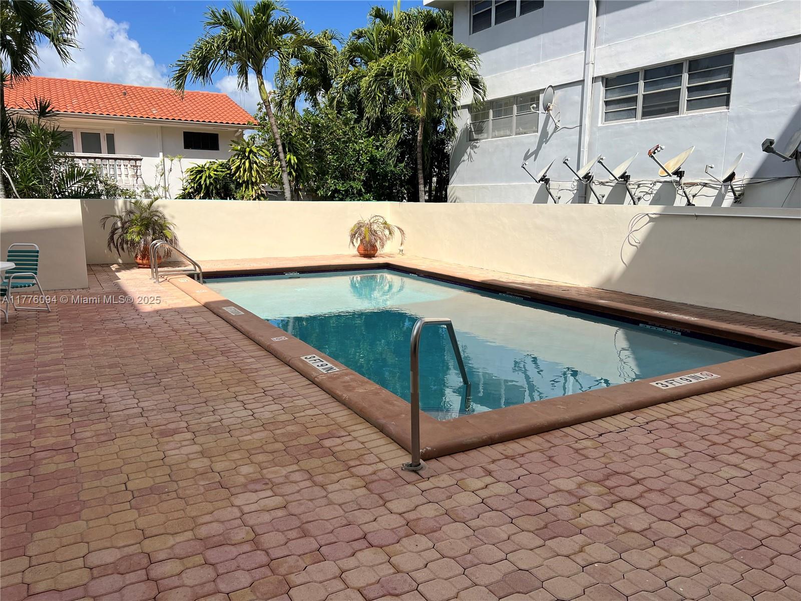9124 Collins Ave # 304