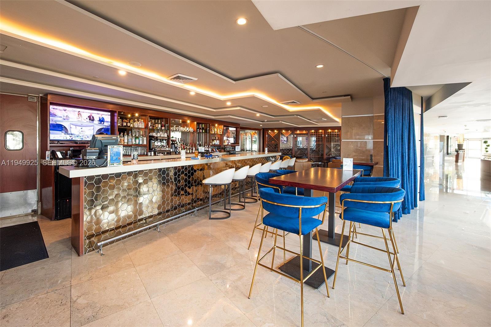 18683 Collins Ave # 1601