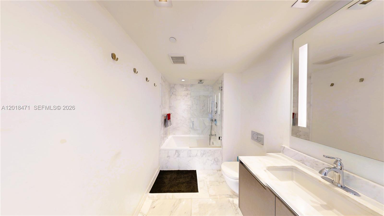 1451 Brickell Ave # 2502