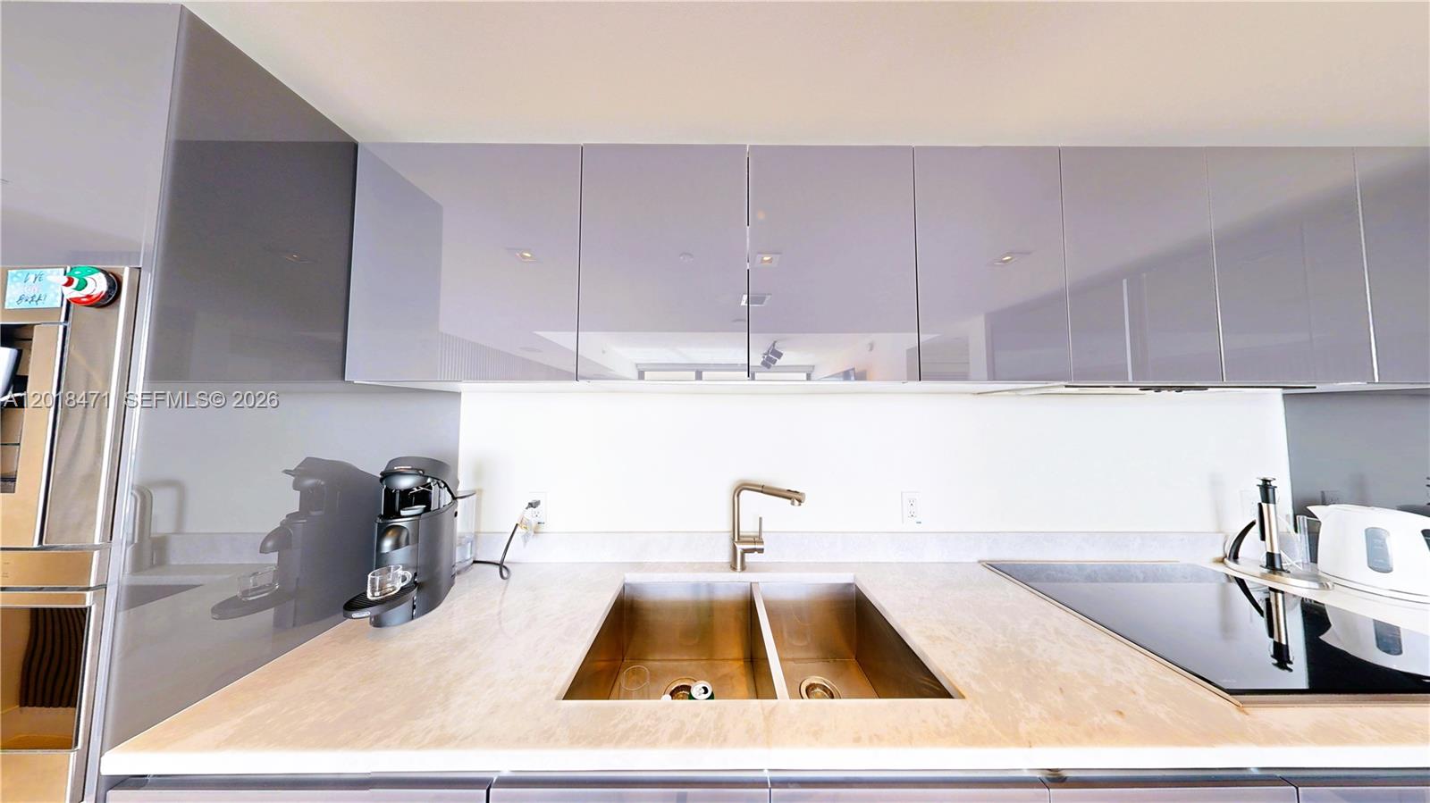 1451 Brickell Ave # 2502