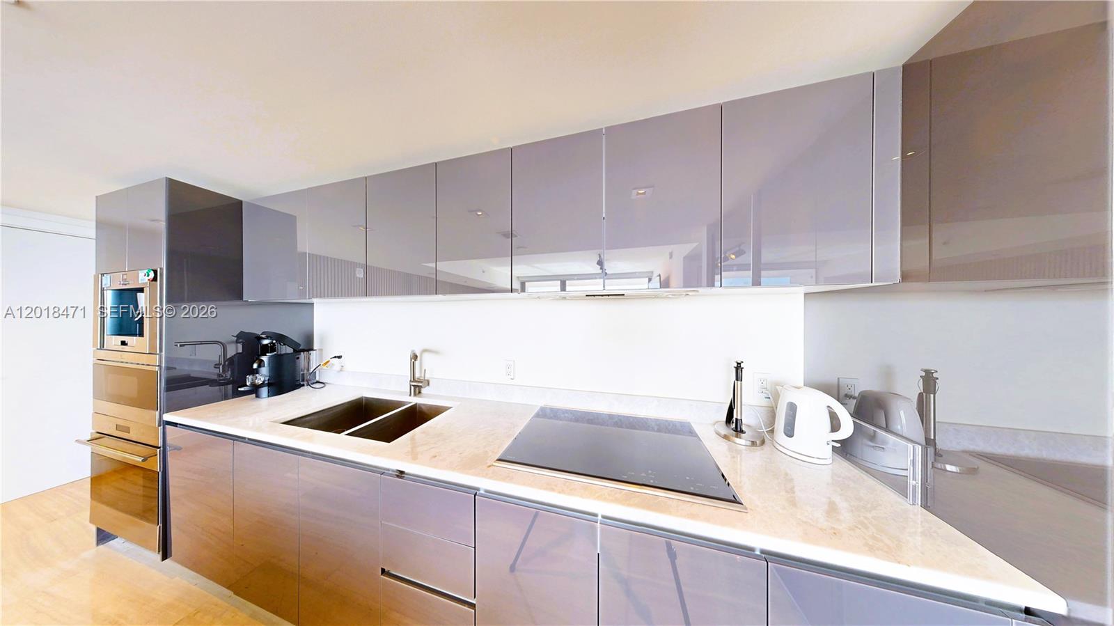 1451 Brickell Ave # 2502