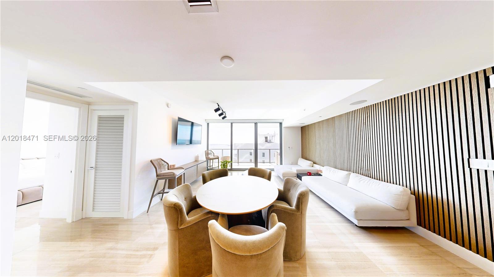 1451 Brickell Ave # 2502