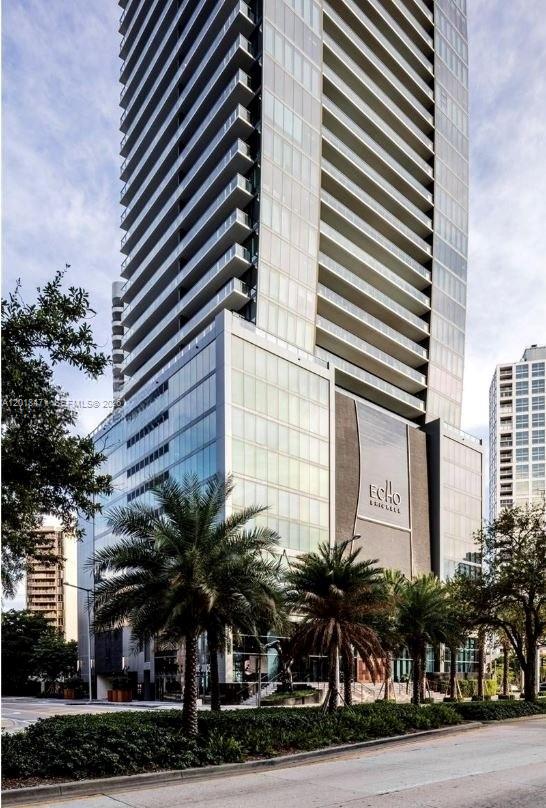 1451 Brickell Ave # 2502