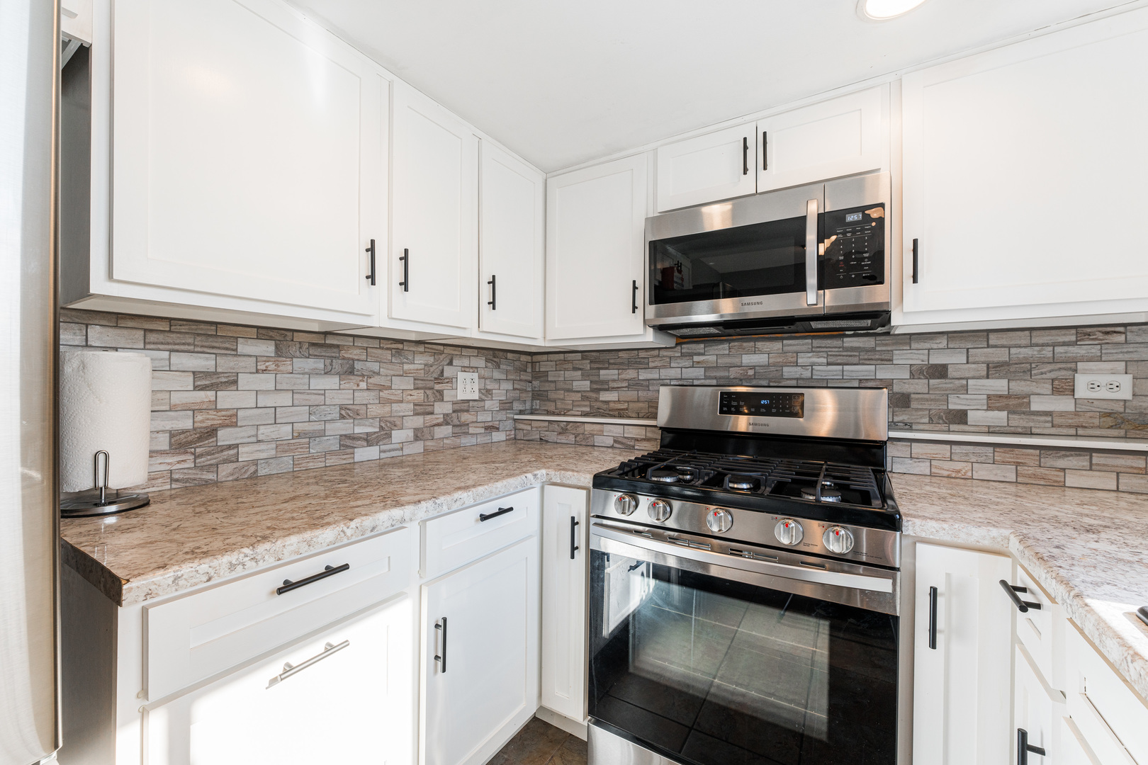 302 N Airlite Street Unit: 302