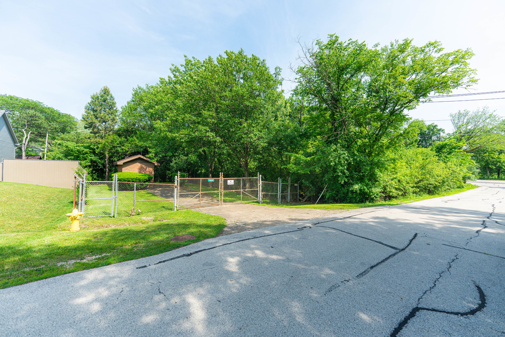 Lot 17,18,19 Roosevelt Road