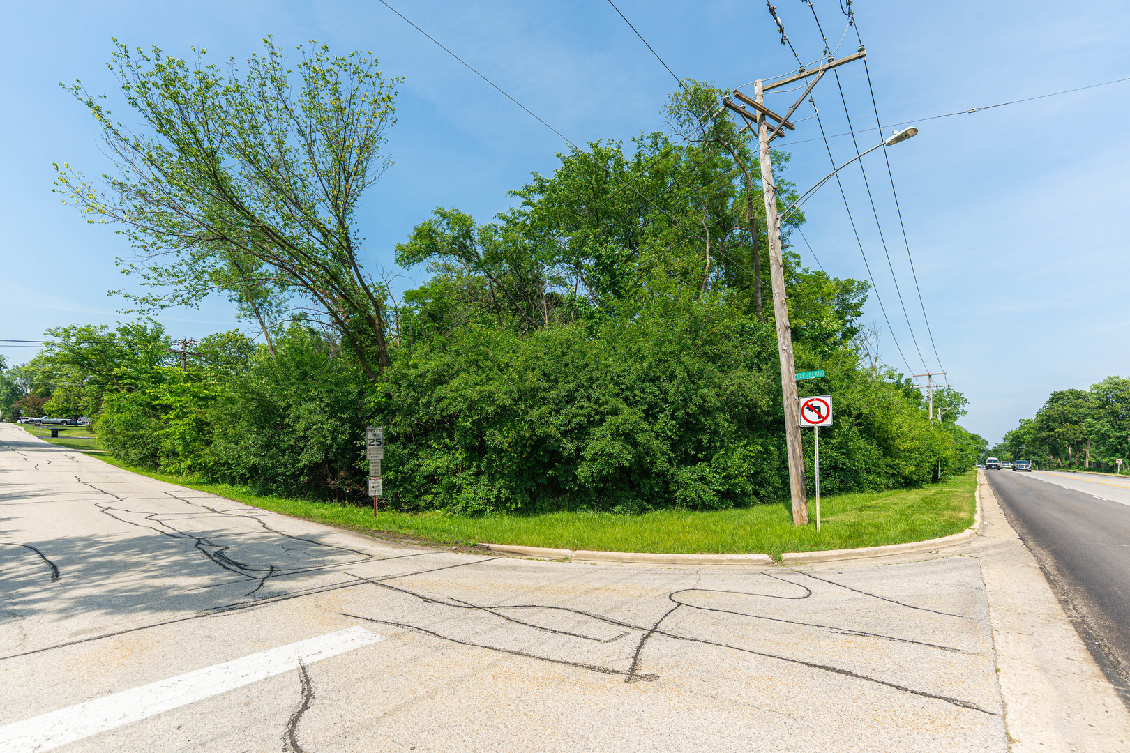 Lot 17,18,19 Roosevelt Road