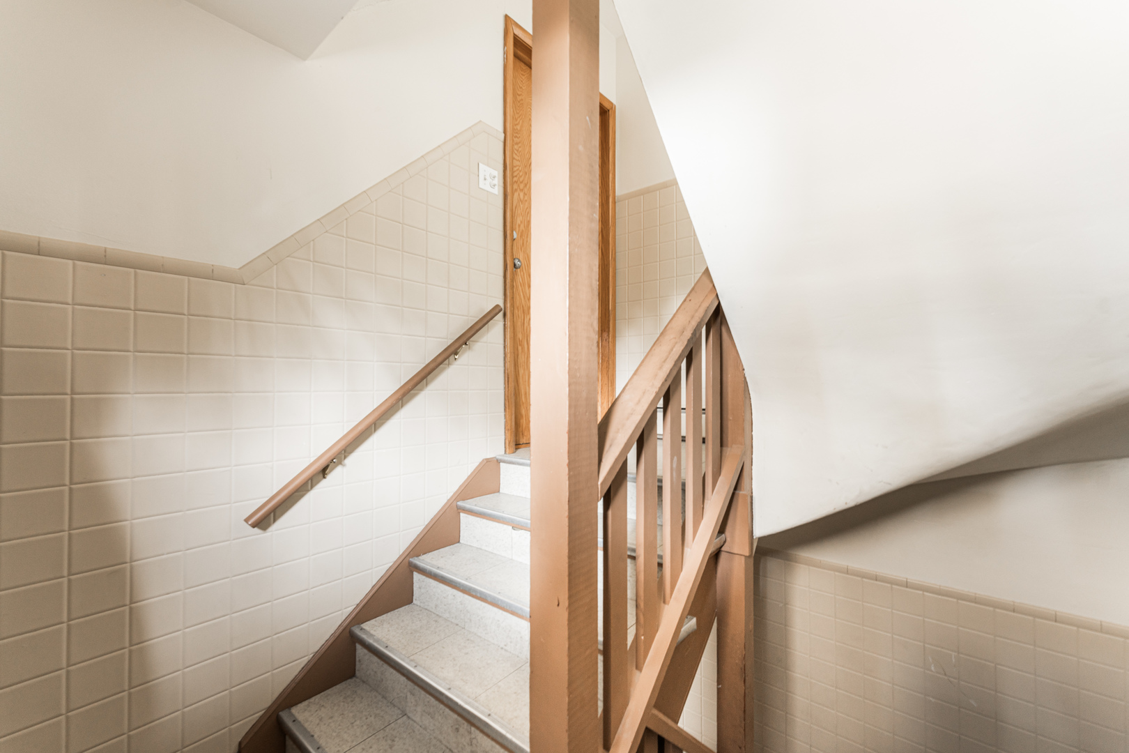 9351 S Harding Avenue Unit: 2