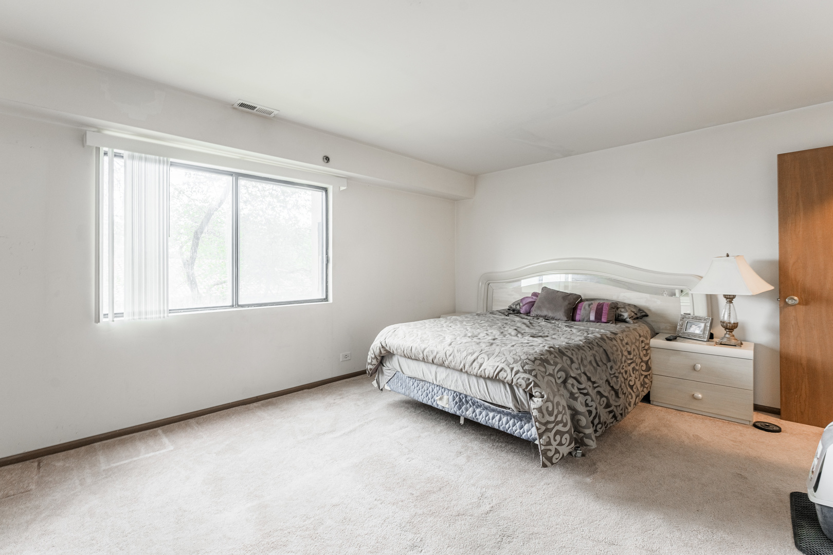 21W581 North Avenue Unit: 30