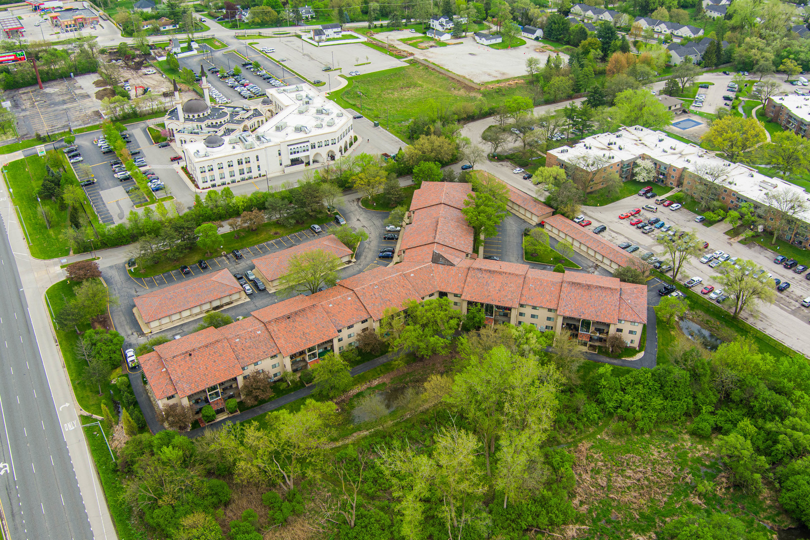 21W581 North Avenue Unit: 30