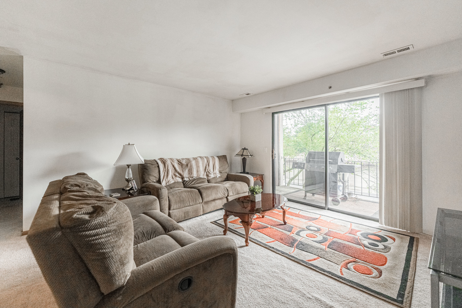 21W581 North Avenue Unit: 30