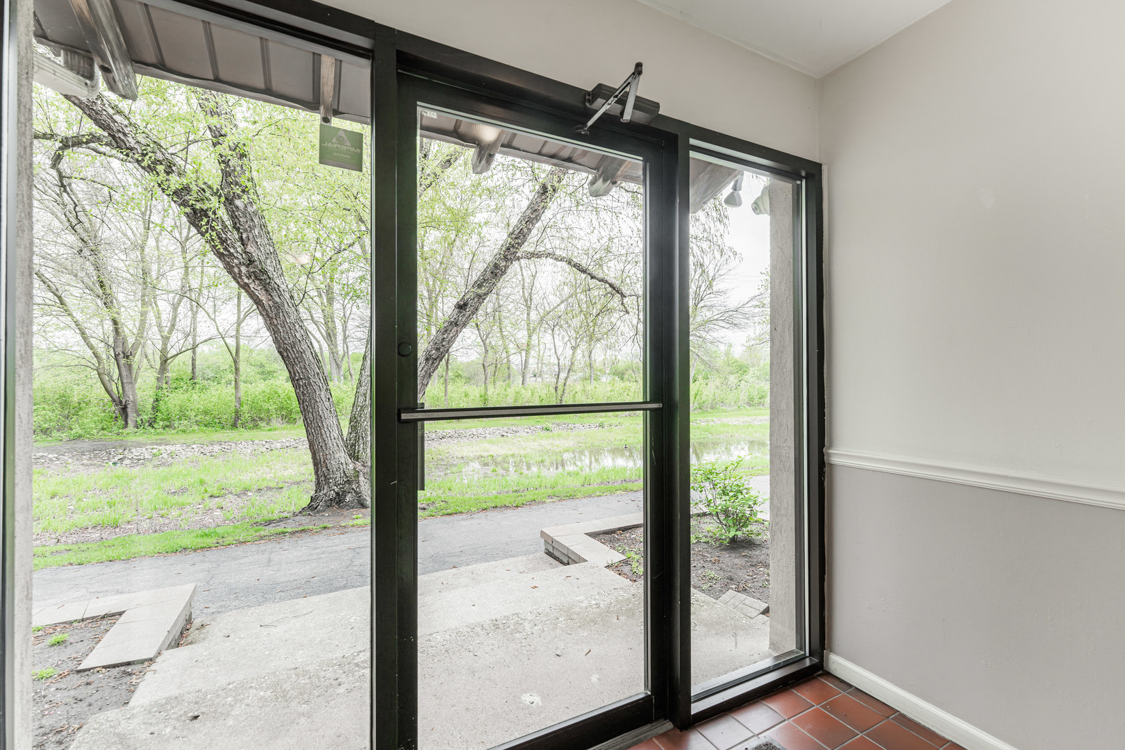 21W581 North Avenue Unit: 30