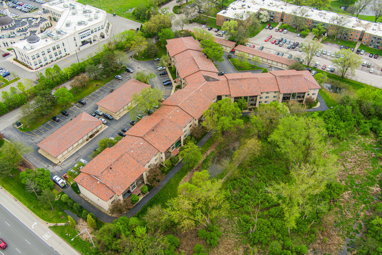 21W581 North Avenue Unit: 30